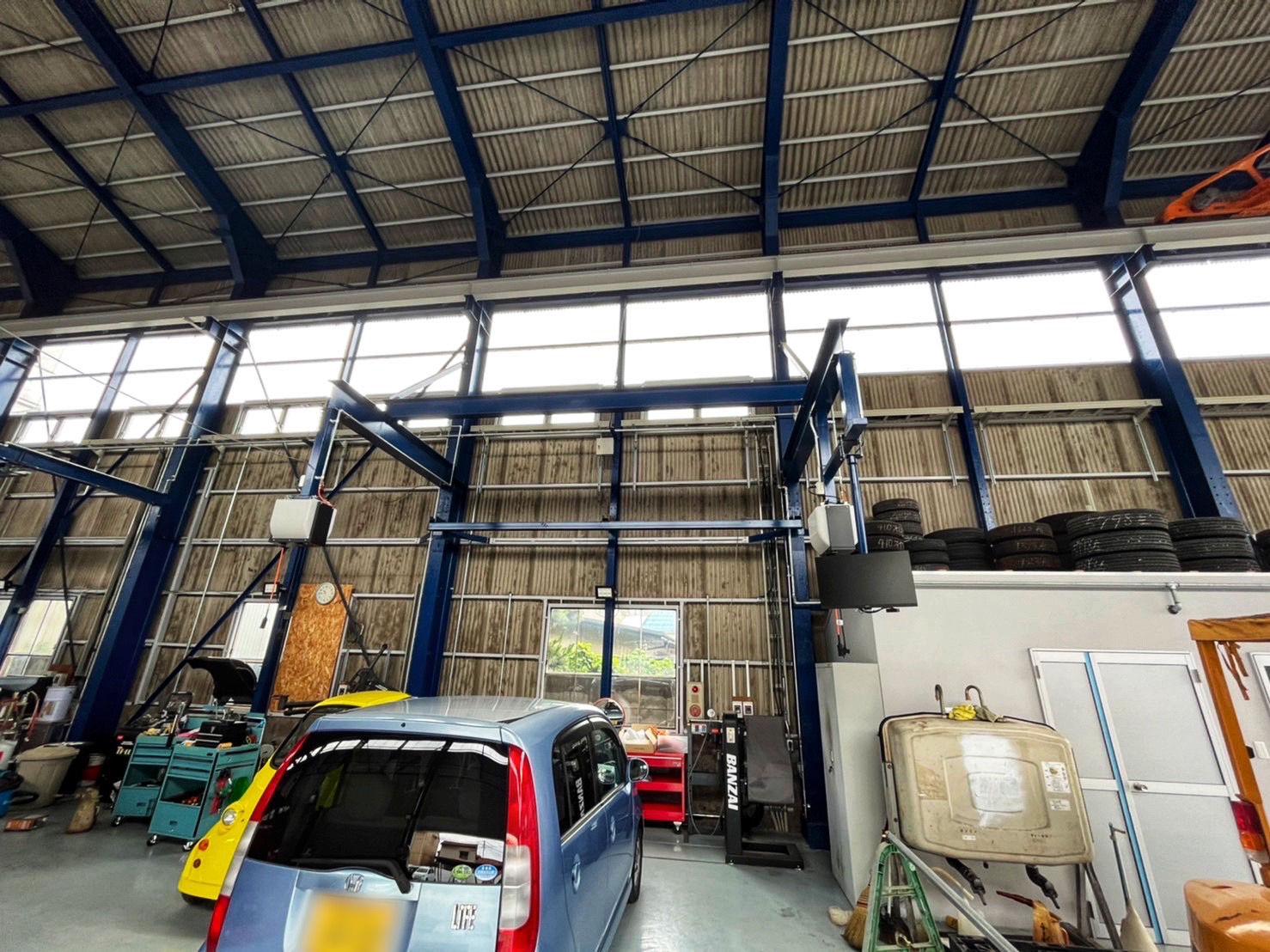 整備工場への変身！倉庫リノベーションの魅力2 - TAKATA STEEL CONSTRUCTION